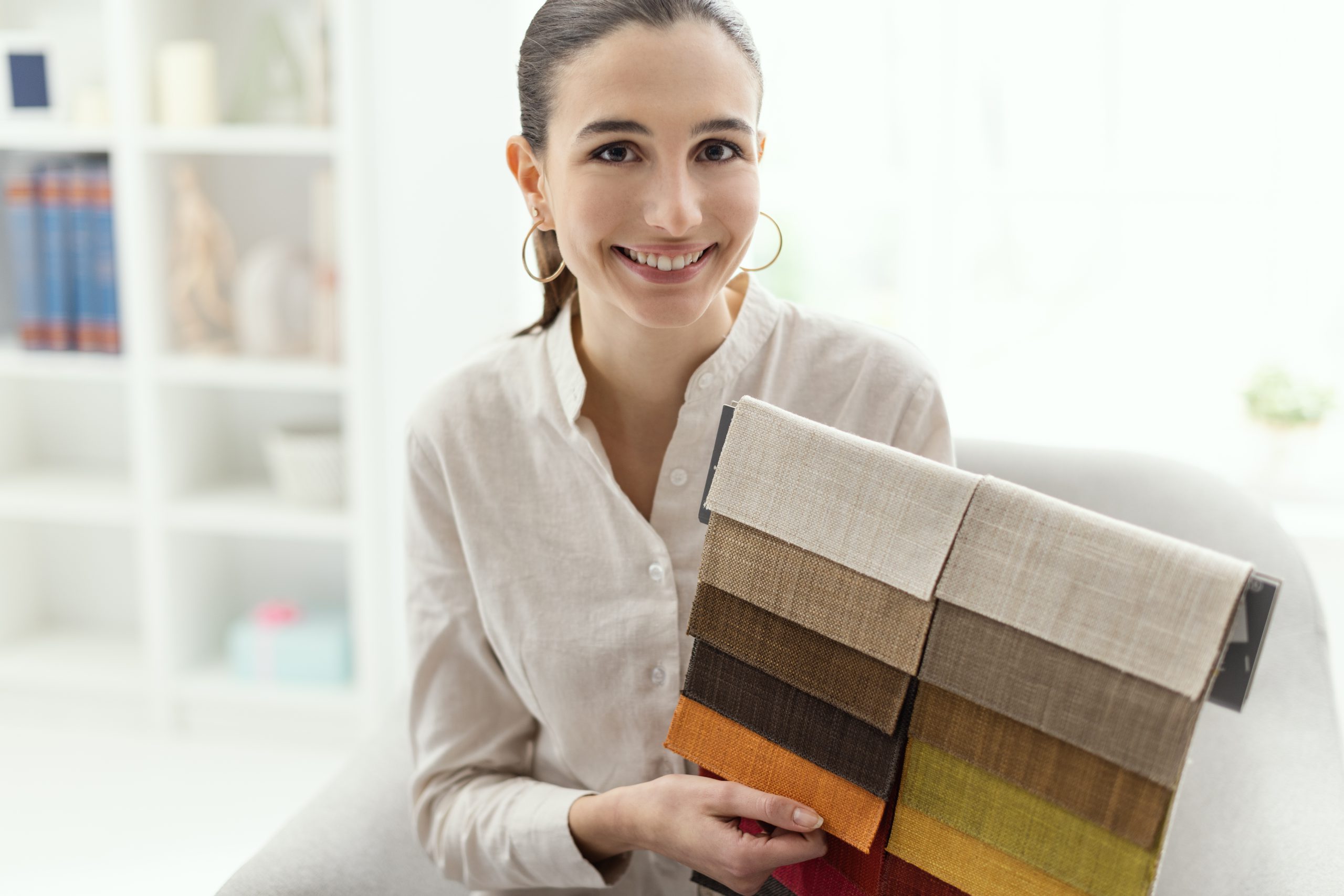 Łóżko-Drewniane-z-Tapicerowanym-Zagłówkiem–jak-wybrać-?